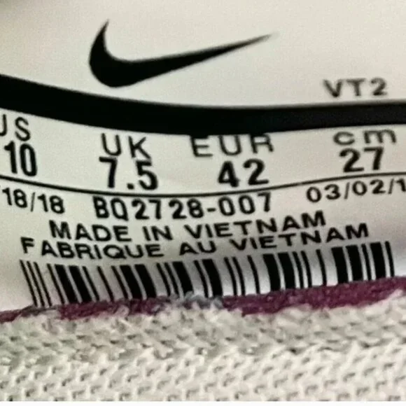 Nike React Element Running Shoes Size 10 Ivory Pink Athletic Track Sneakers - Picture 5 of 7